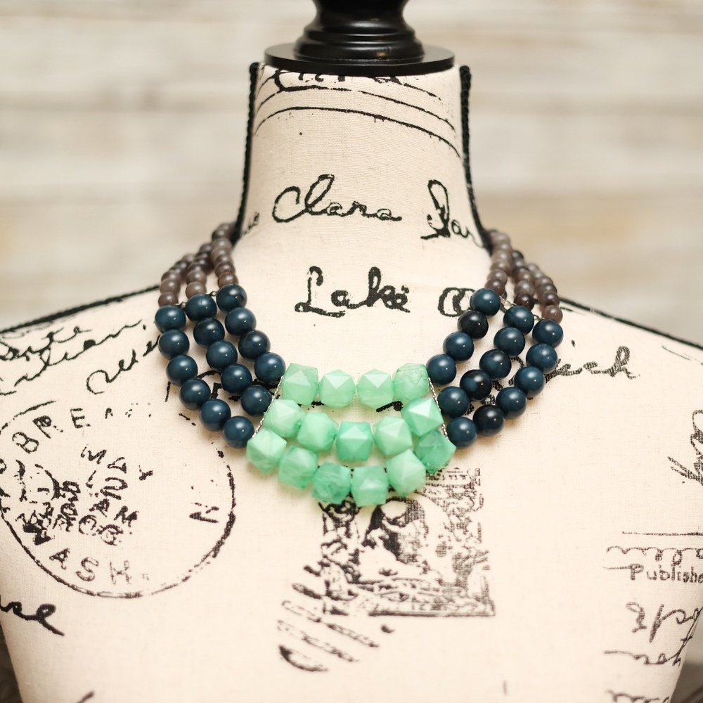 Beaded necklace and bracelet